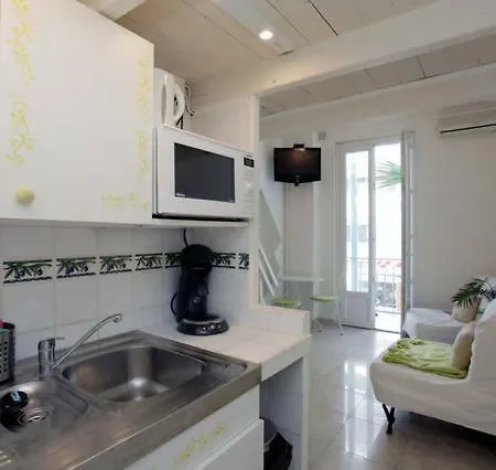 Studio- Antibes-juan Les Pins- Cote D'azur 昂蒂布